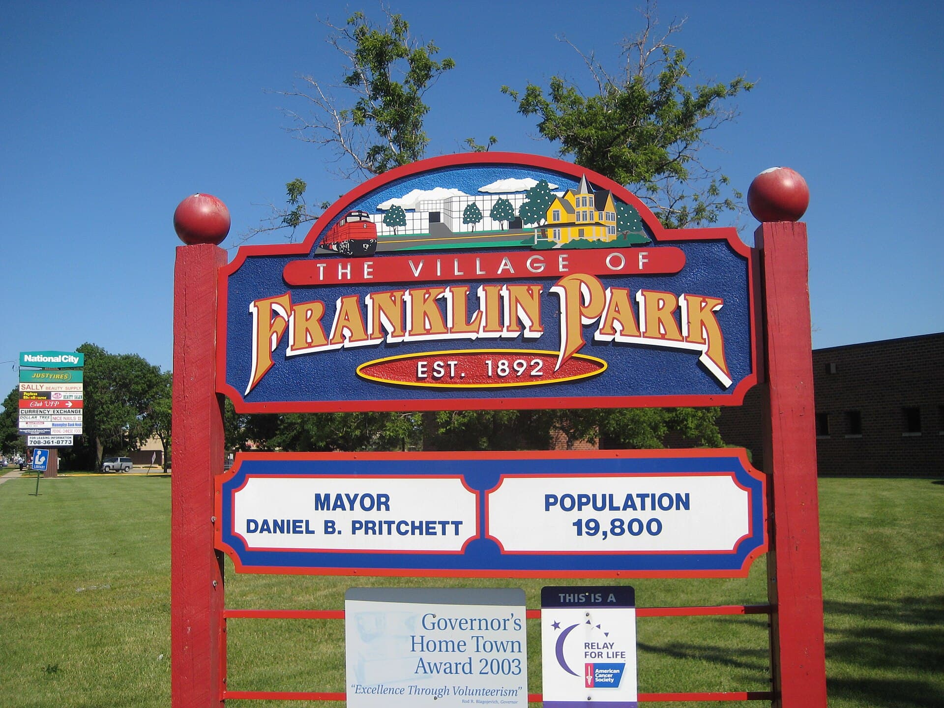 The Franklin Park welcome sign on West Grand Avenue